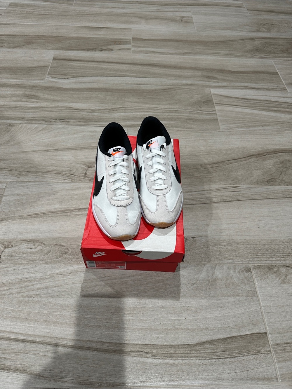 Nike Pacific White Sneakers with Black Swoosh, Women’s 8 1/2, Men’s 7